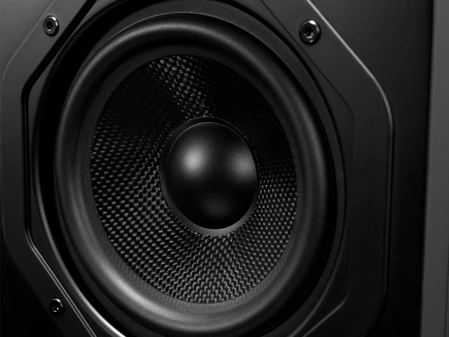 Airmotiv T-Zero  Pair Floorstanding Tower Loudspeakers