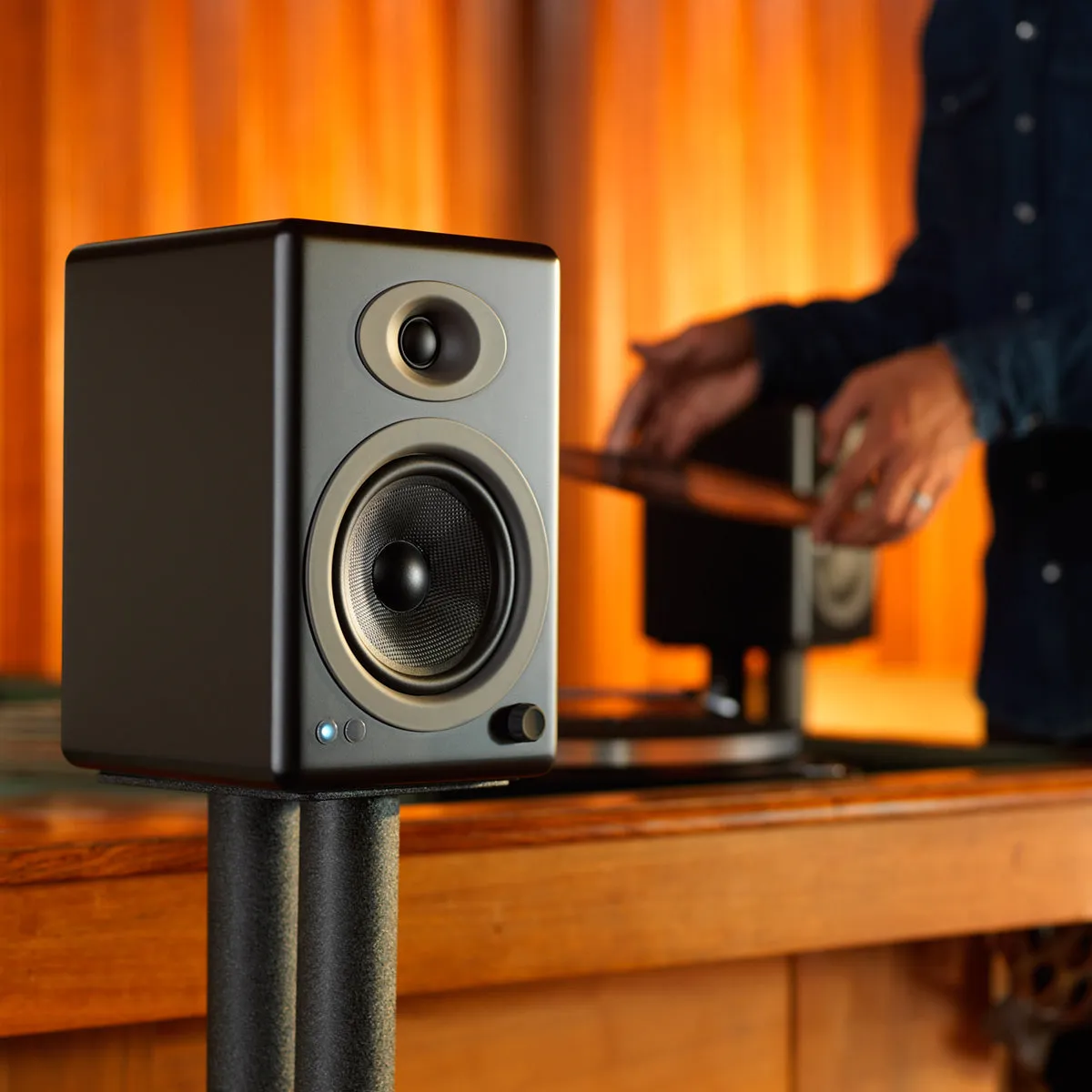 Audioengine A5  Bluetooth Wireless Powered Bookshelf Speakers - Pair (Black)