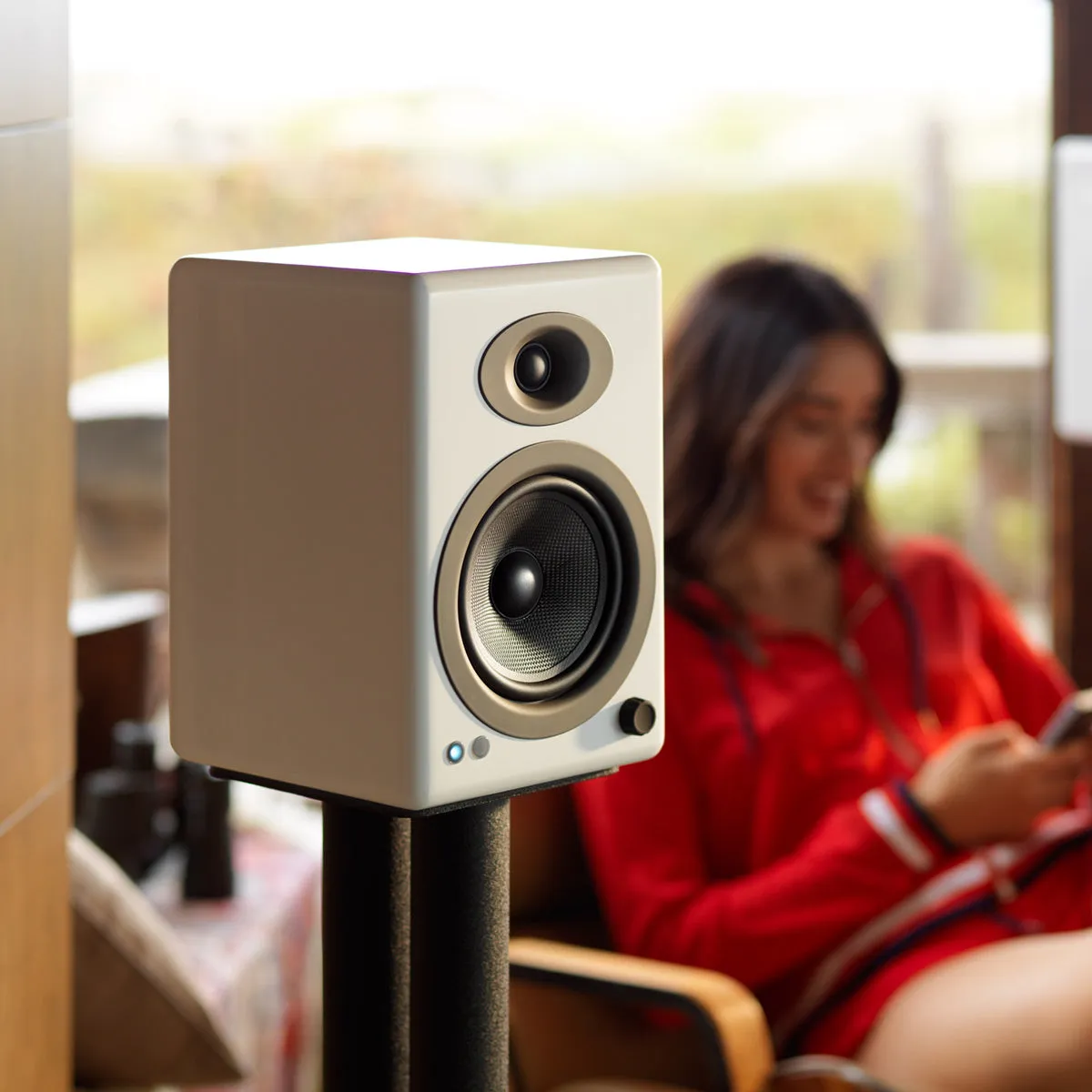 Audioengine A5  Bluetooth Wireless Powered Bookshelf Speakers - Pair (White)