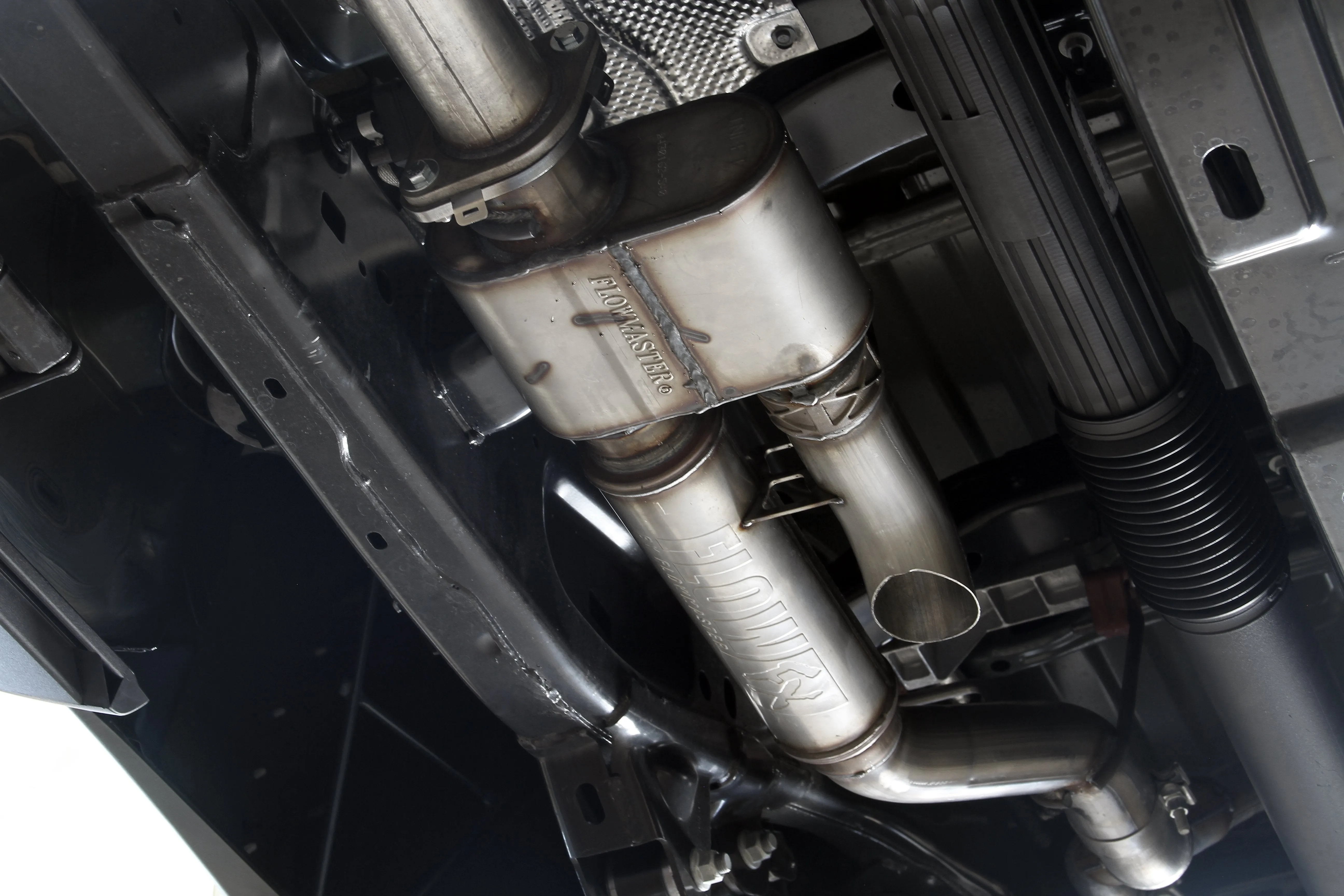 Flowmaster Exhaust Dodge Ram (19-24) Direct Fit Dual Mode Muffler w/ Active Valve - Flow FX 717915