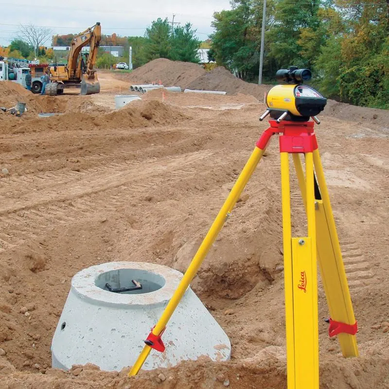 Leica Piper Red Beam Pipe Laser Level 100 with Remote, Target & Li-Ion Battery