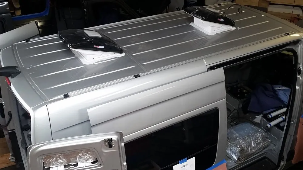 Maxxair Maxfan Deluxe Roof Vent