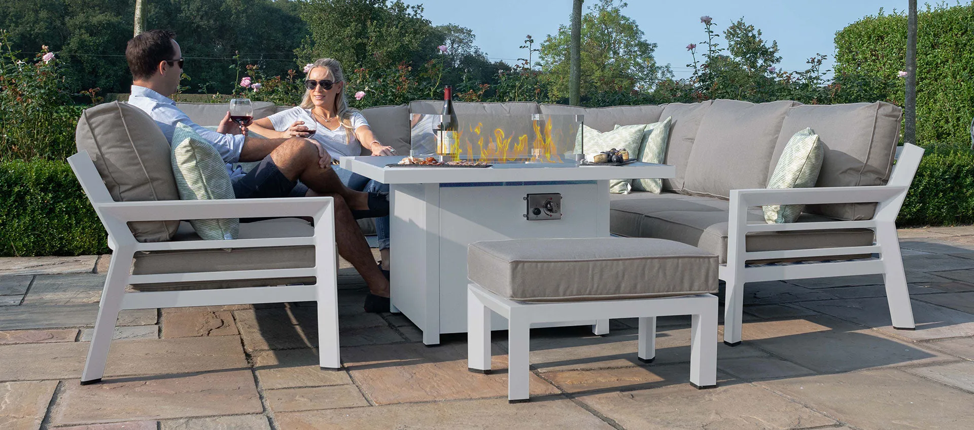Maze New York U-Shaped Sofa Set with Fire Pit Table